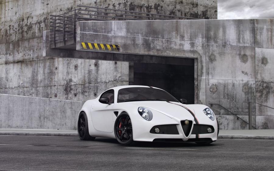  Alfa Romeo 8C Competizione by Wheelsandmore 2012 года  (фото 3 из 5)
